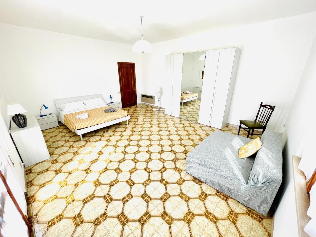 הוילה פולה Sa Domu Zara - Ampia Casa Con Terrazzo מראה חיצוני תמונה